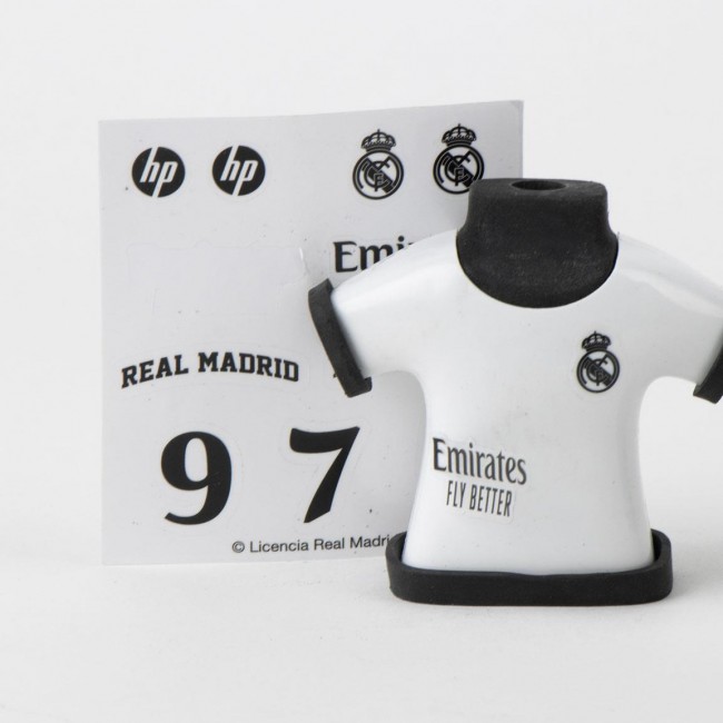 Expositor de 12 unidades del sacapuntas con goma en forma de camiseta del Real Madrid con hojas de pegatinas. 2