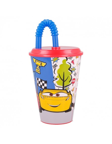 Vista lateral del vaso con caña flexible de Cars con iconos de bandera de meta y Cruz Ramírez de frente.
