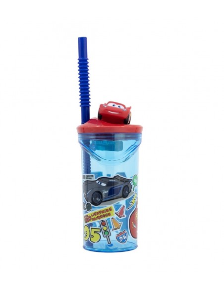 Vaso infantil con pajita y figura 3D de Cars mostrando el diseño lateral con Jackson Storm.