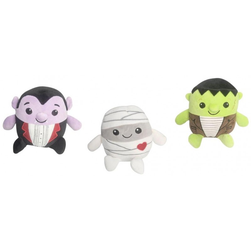 Surtido de tres peluches de monstruos clásicos de Halloween de 18 cm. incluyendo Drácula, momia y Frankenstein.